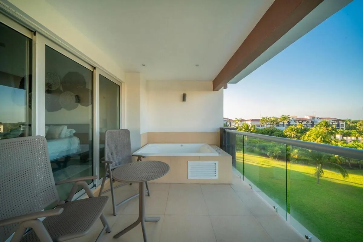 Luxury Ocean View Private Jacuzzi Mareazul Apartment Playa del Carmen 0*,